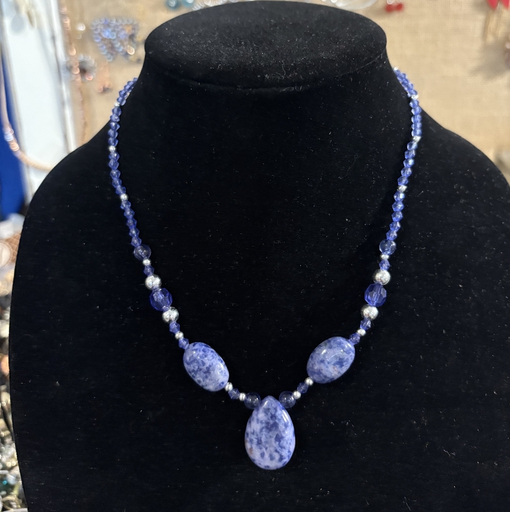 Elegant Blue Beaded Necklace